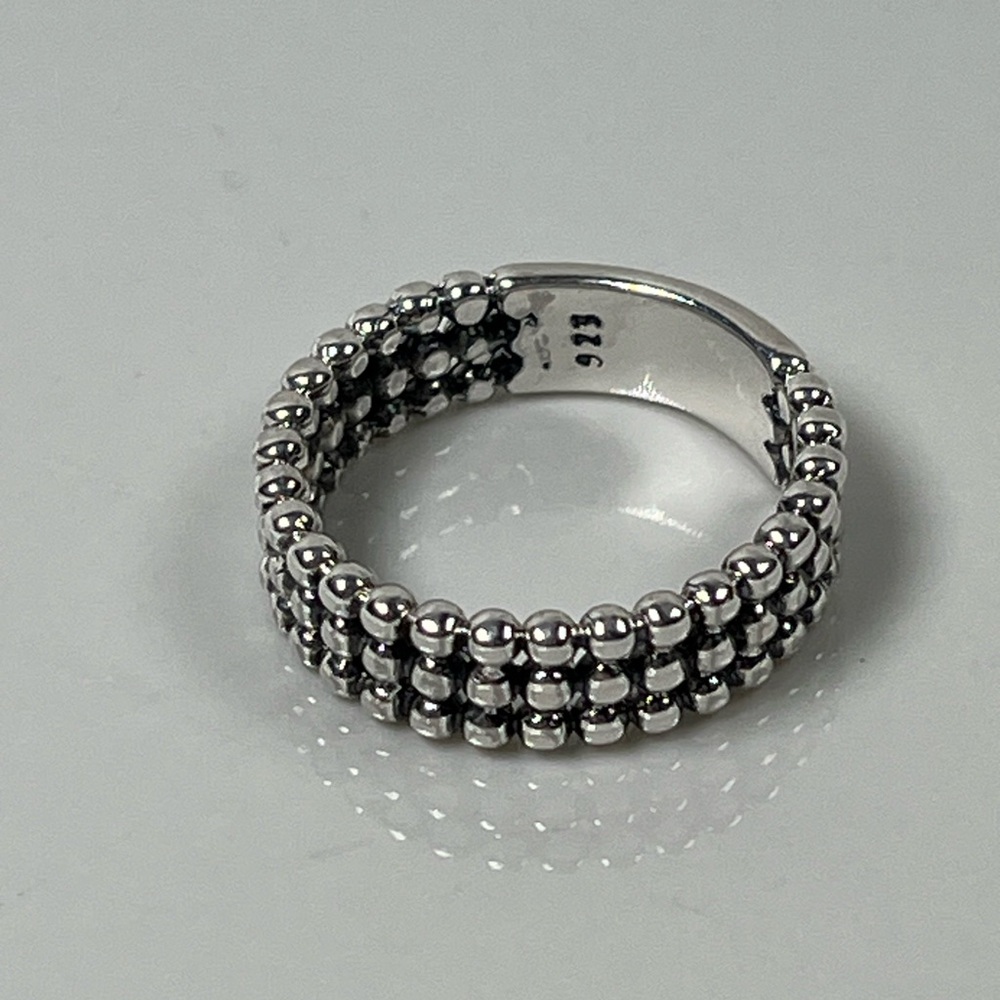 Solid 925 Sterling Silver Dotted Band Ring Size 7 - Picture 2 of 9